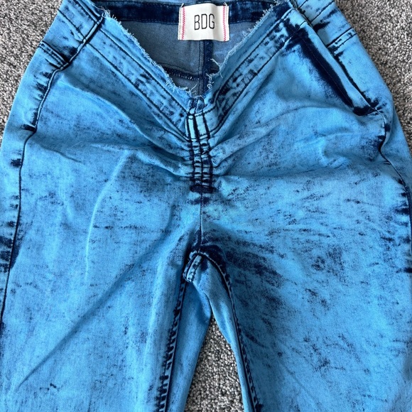 BDG Urban Outfitters Ruched Dipped V Flare Low Jeans Side Zip Women’s Size 26 - Picture 4 of 13